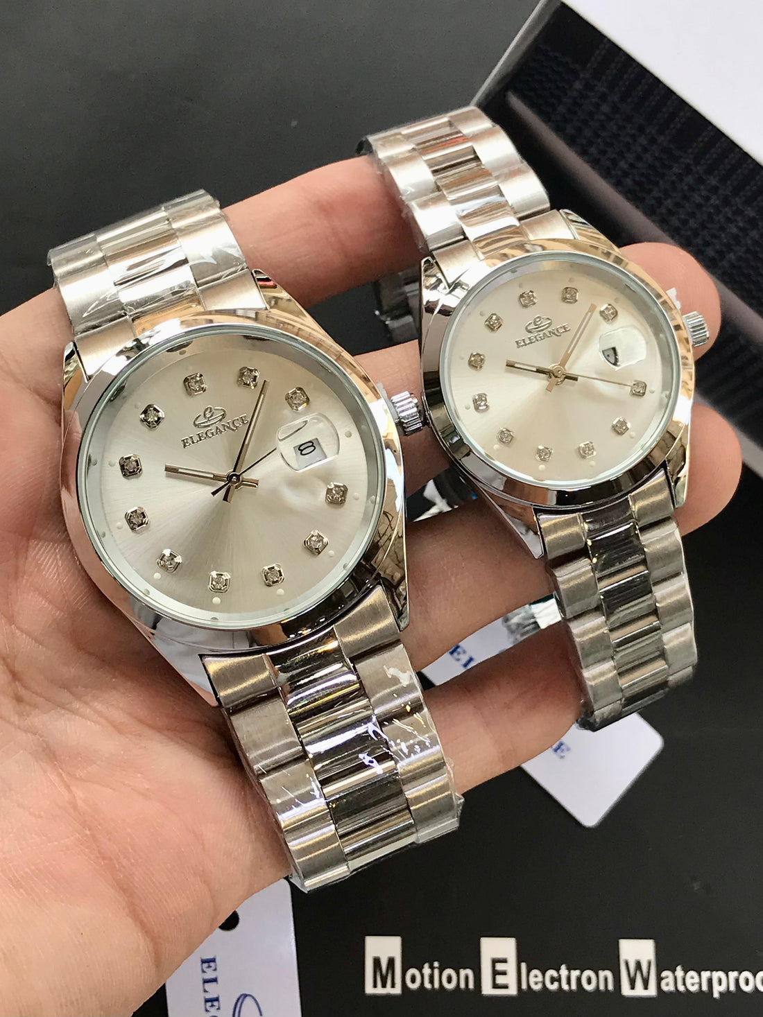 ELEGANCE
(Pair Collection)